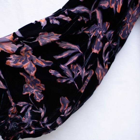 Sundance Boho Blouse Women’s XS Purple Floral Burnout Velvet Top Whimsigoth - Picture 3 of 6